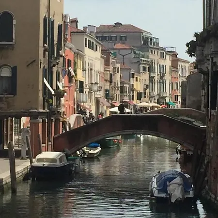 Mori 1 Con Bella Vista Nuovo * Venetië