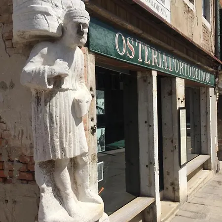 Mori 1 Con Bella Vista Nuovo * Venetië