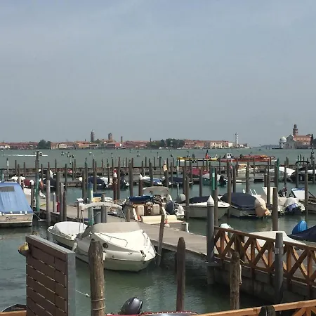 Mori 1 Con Bella Vista Nuovo Apartment Venedig