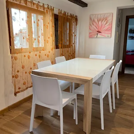 Mori 1 Con Bella Vista Nuovo Benátky