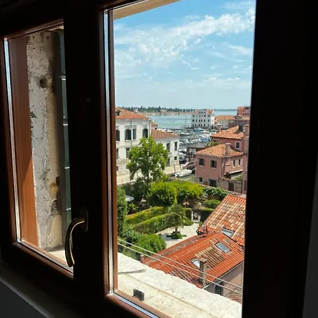 Mori 1 Con Bella Vista Nuovo * Benátky