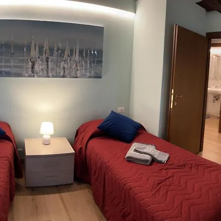 Mori 1 Con Bella Vista Nuovo Appartement *